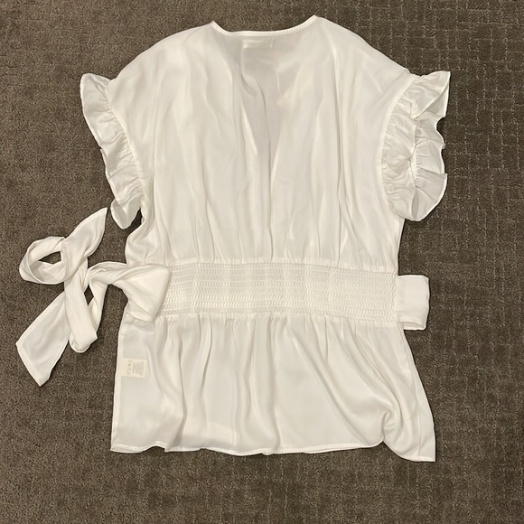 NWT Max Studio blouse pleated/smocked waist, ruffle sleeve trim, tie waist XL - Picture 3 of 7